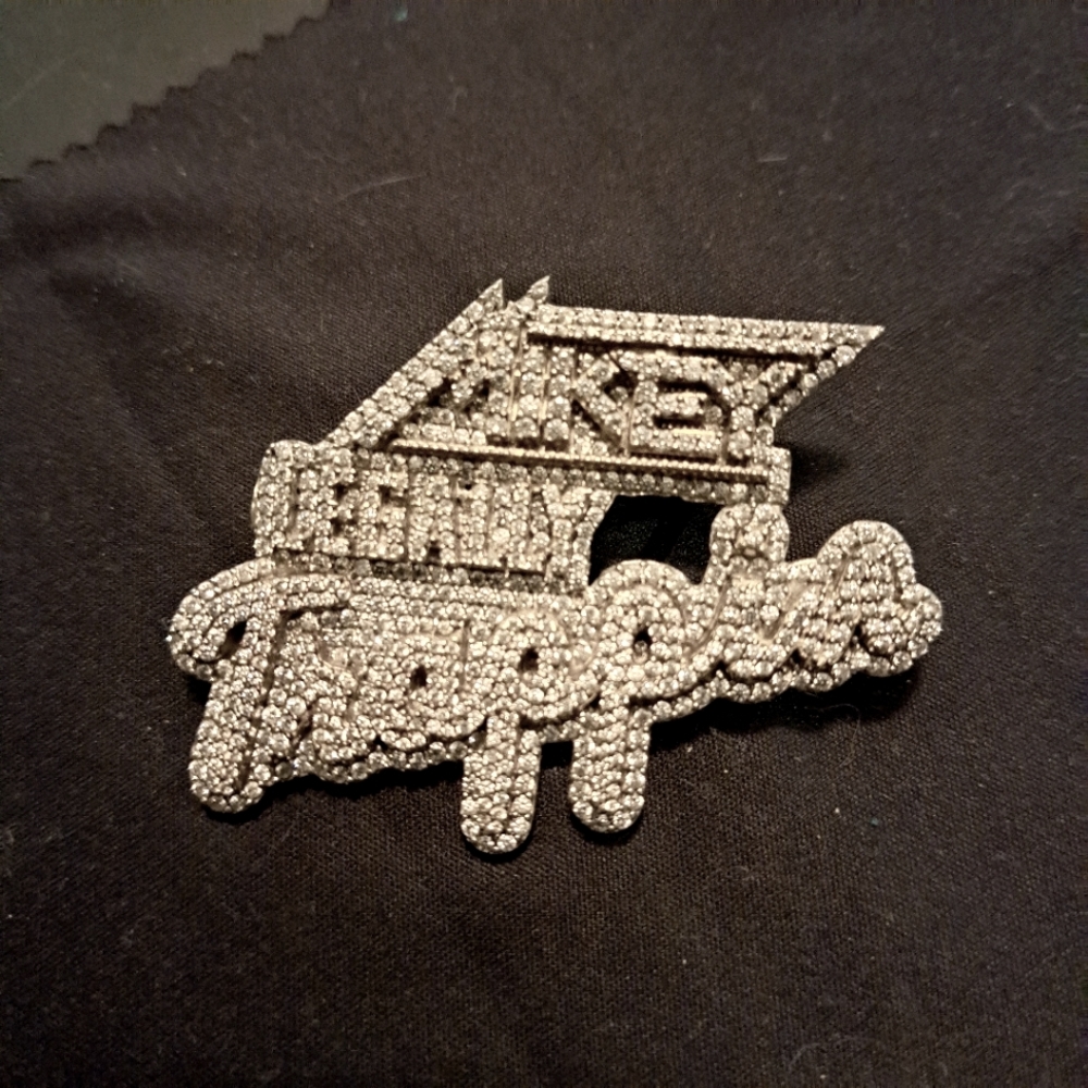 Custom charm "Mikey Legally Trappin"